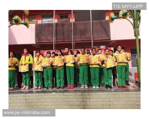 足球明星们的励志演讲与成长故事分享全记录